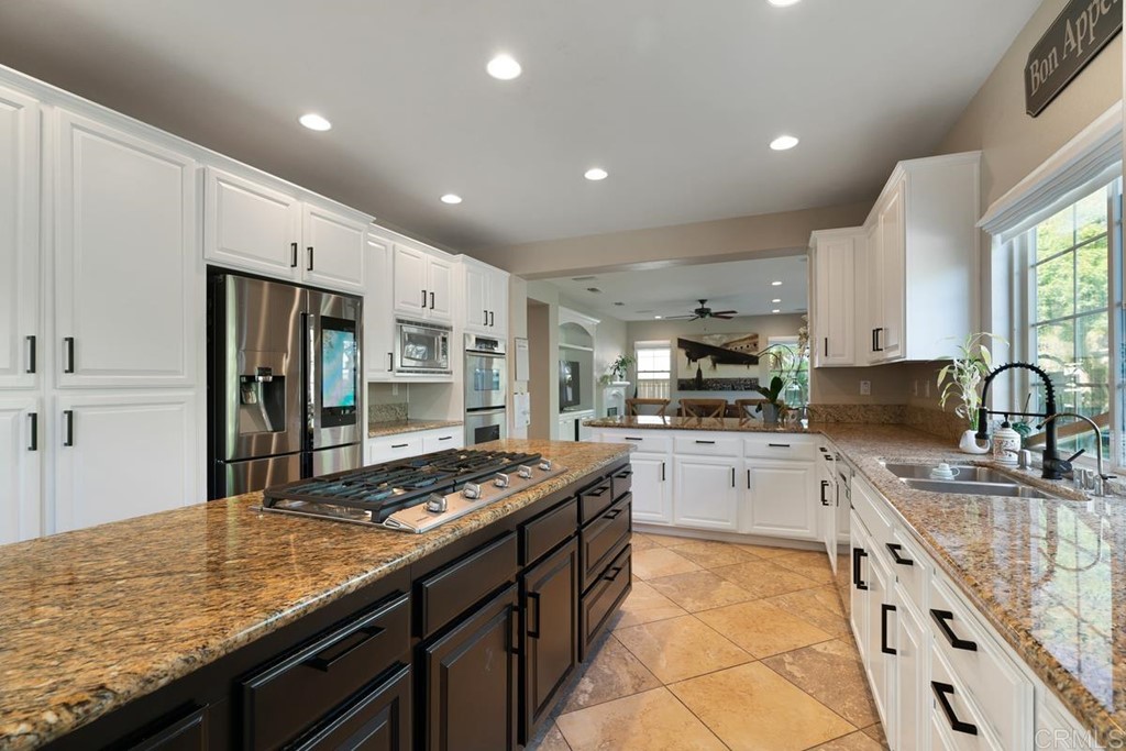 832 Genoa Way San Marcos, CA 92078 - Photo 21 of 42