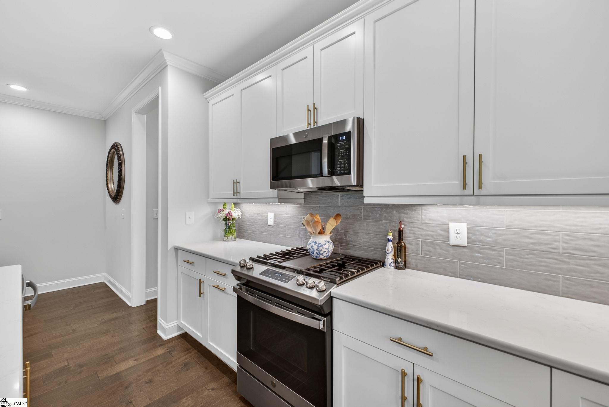 332 Danvers Road Greenville, SC 29607 - Photo 15 of 39 Gallery Image 15