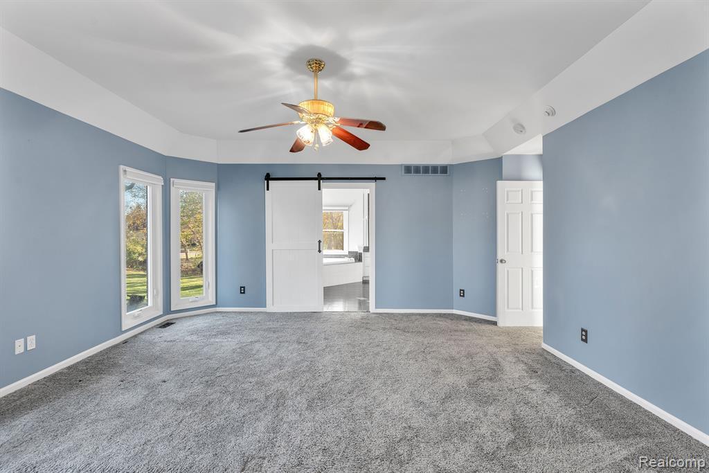 6573 Poppleton Road Canton, MI 48187 - Photo 12 of 39 6573 10