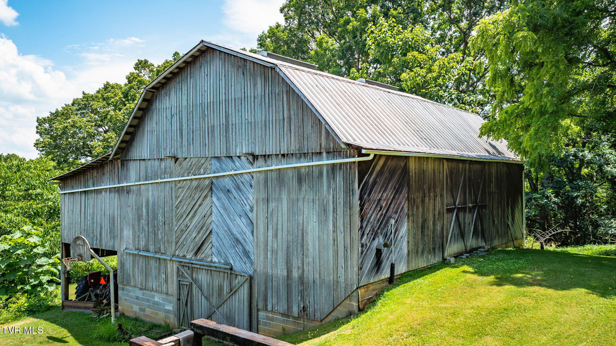 120 Wheelock Road Jonesborough, TN 37659 - Photo 17 of 21 017