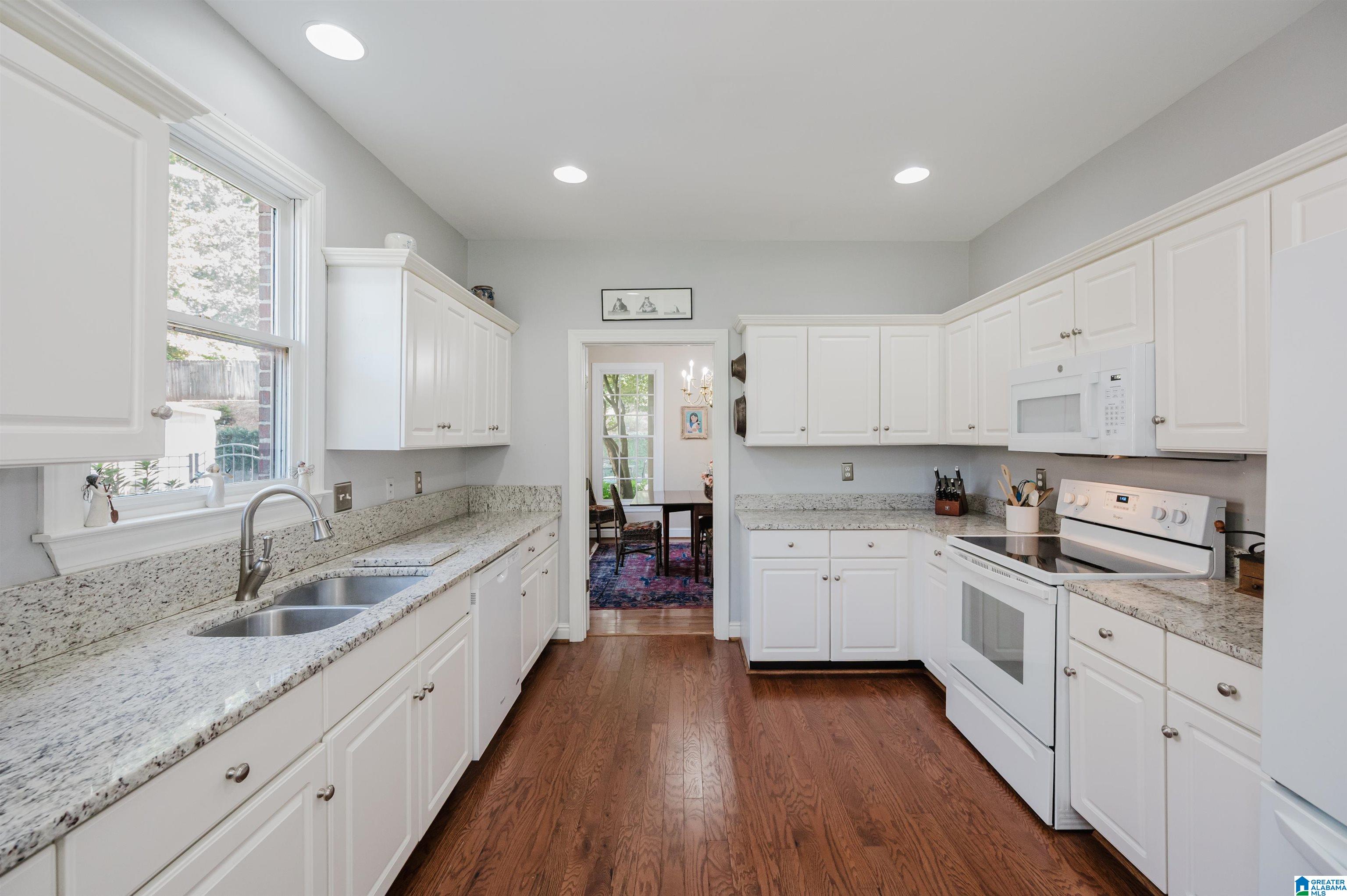 2229 Sterling Ridge Circle Birmingham, AL 35216 - Photo 13 of 44