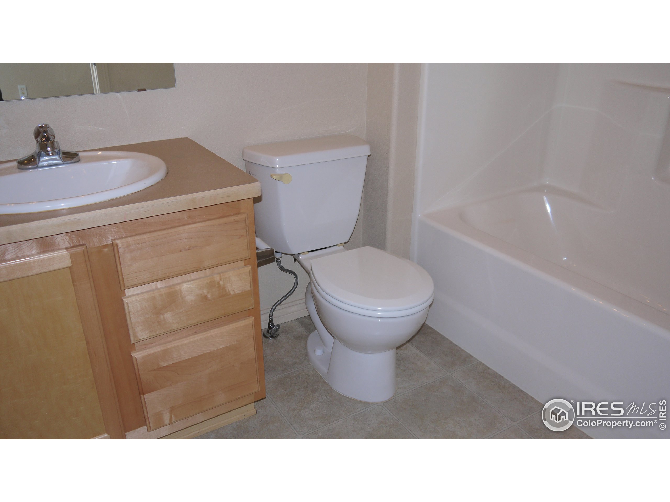 4672 West 20th Street Road, Unit 412 Greeley, CO 80634 - Photo 6 of 12
