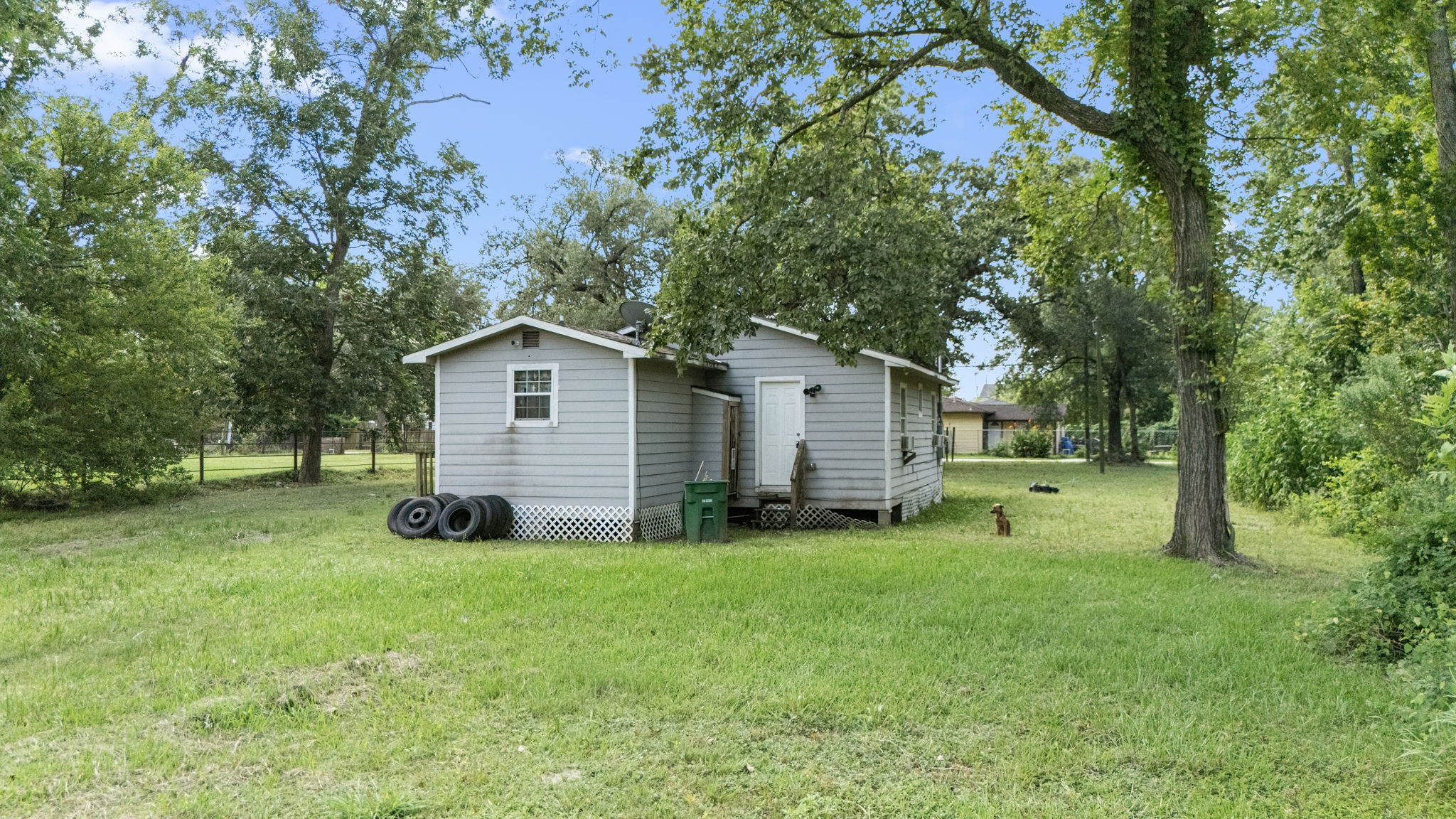 1814 Mansfield Street Houston, TX 77091 - Photo 11 of 29