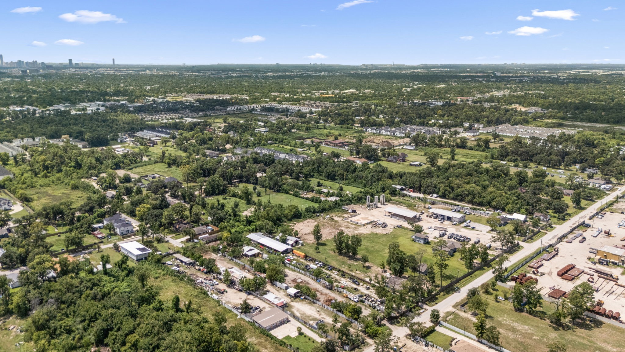 1814 Mansfield Street Houston, TX 77091 - Photo 24 of 29 an aerial view of residential houses with outdoor space