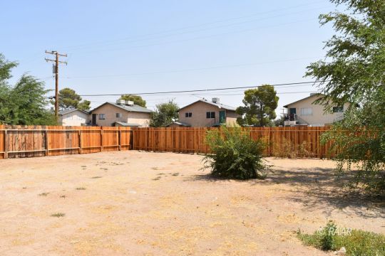 204 North Helena Street Ridgecrest, CA 93555 - Photo 26 of 29 a view of a backyard of a house