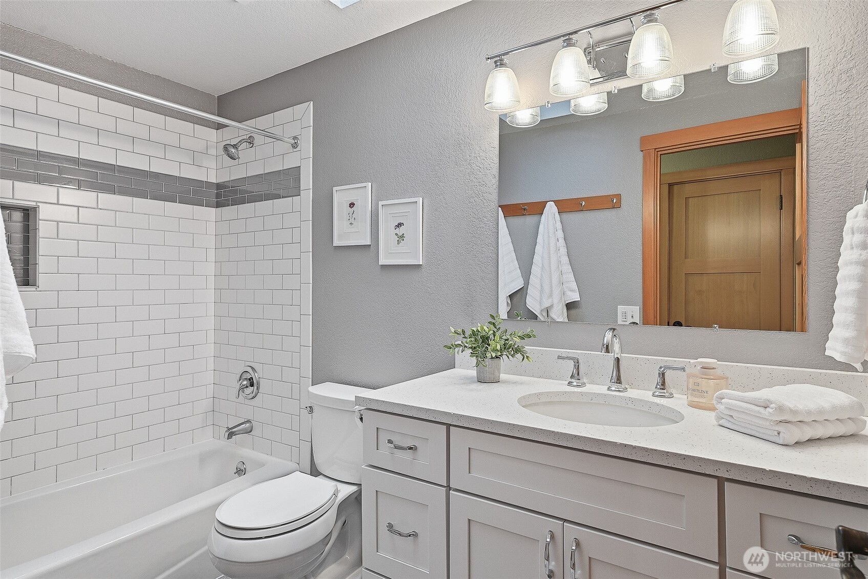 10611 237th Place Southwest Edmonds, WA 98020 - Photo 15 of 40