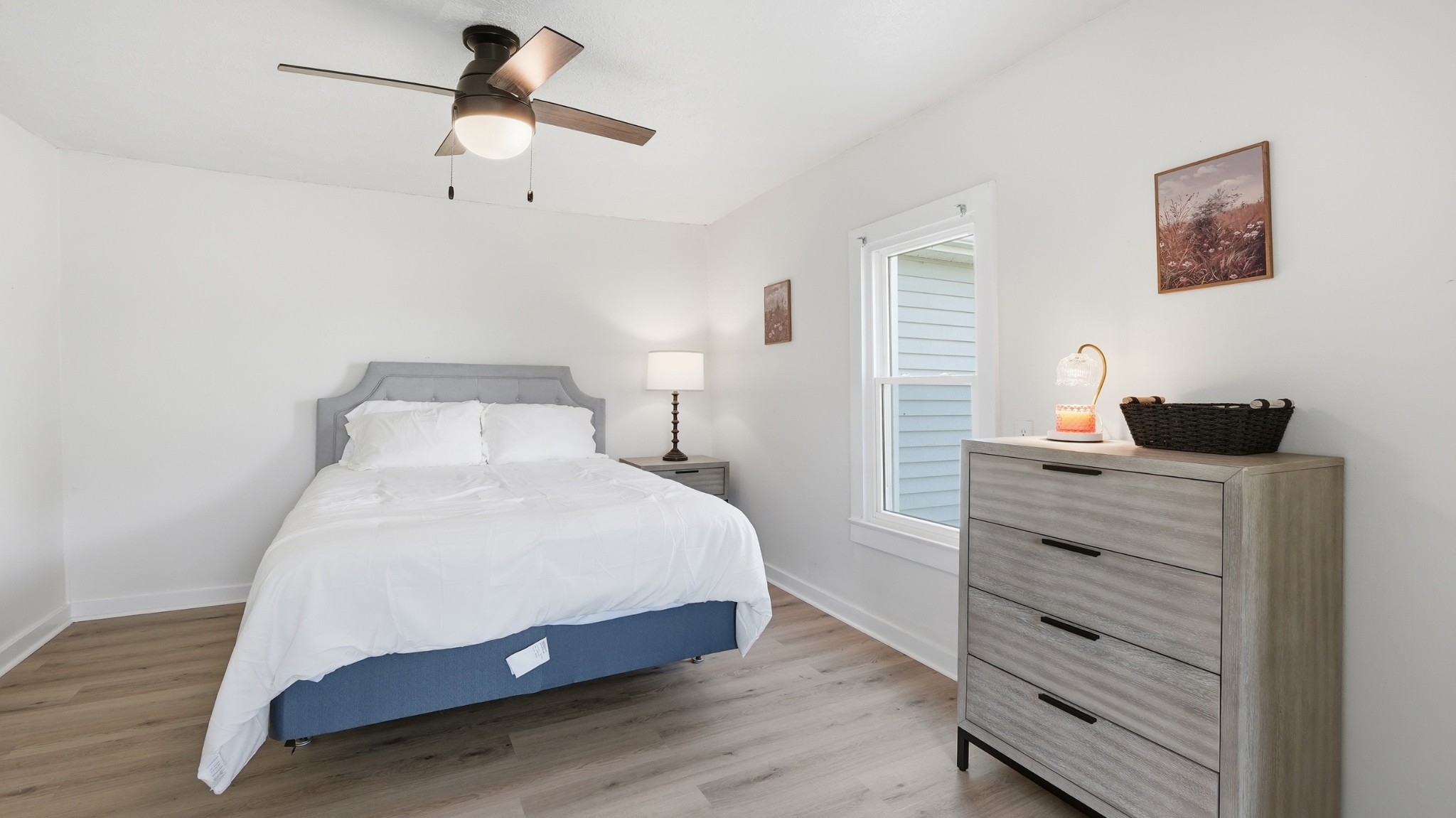 469 Fred Cooper Road McMinnville, TN 37110 - Photo 12 of 46 a bedroom with a bed and a desk