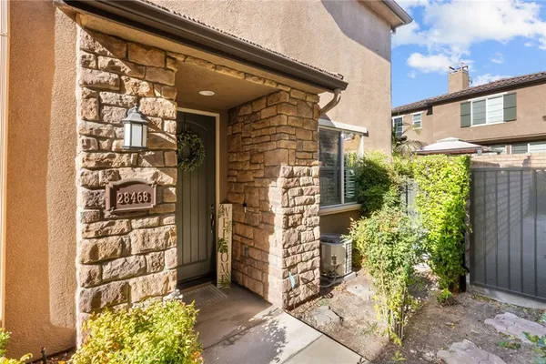 $550,000 | 28468 Santa Rosa Lane, Unit 534, Saugus, CA 91350