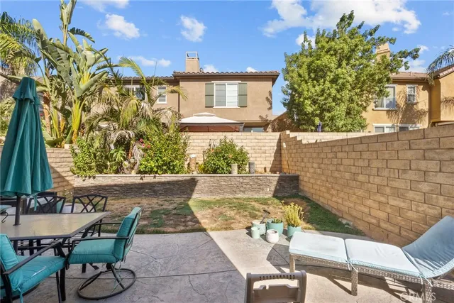 $564,900 | 28468 Santa Rosa Lane, Unit 534, Saugus, CA 91350