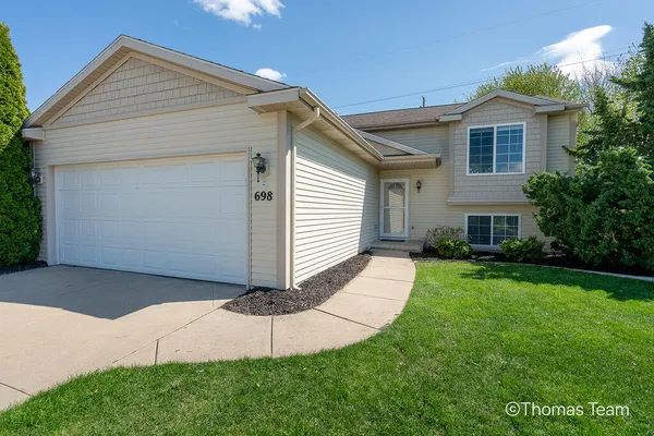 $379,900 | 698 Silver Brook Drive Southeast, Grand Rapids, MI 49548