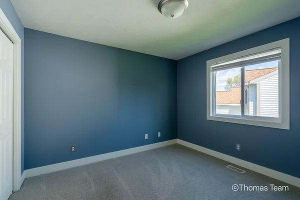 $379,900 | 698 Silver Brook Drive Southeast, Grand Rapids, MI 49548