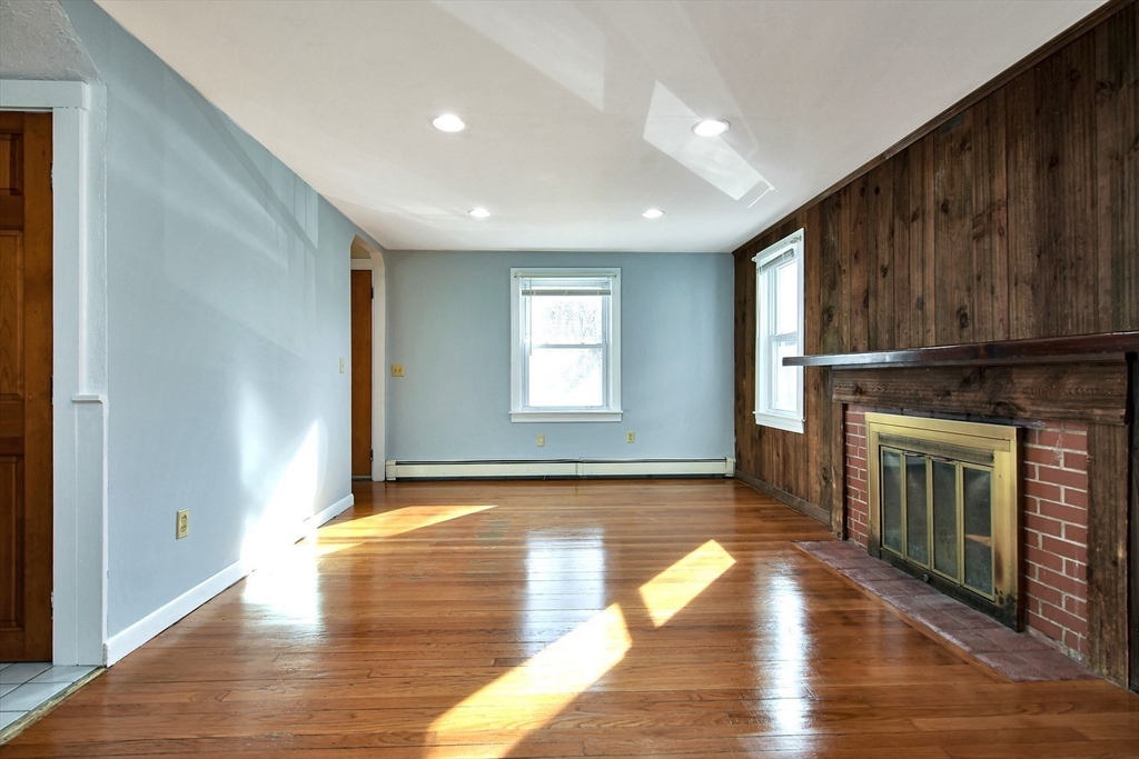 22 Doyle Road Holden, MA 01520 - Photo 19 of 32 Gallery Image 19