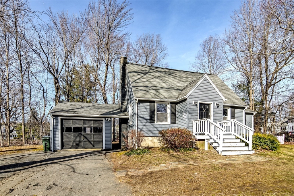 22 Doyle Road Holden, MA 01520 - Photo 4 of 32 Gallery Image 4