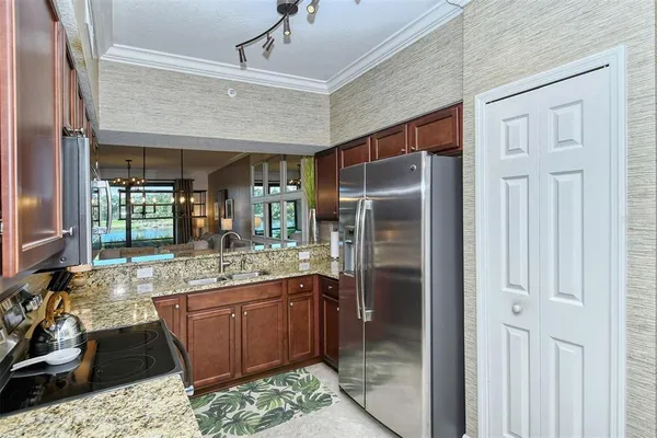 $6,000 | 16706 Vardon Terrace, Unit 105, Bradenton, FL 34211