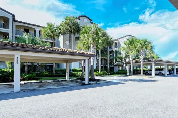 $6,000 | 16706 Vardon Terrace, Unit 105, Bradenton, FL 34211