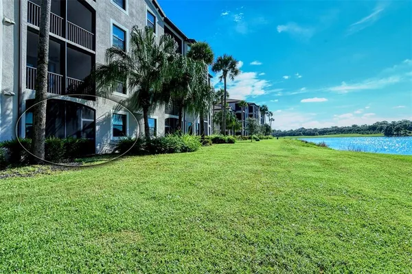 $6,000 | 16706 Vardon Terrace, Unit 105, Bradenton, FL 34211