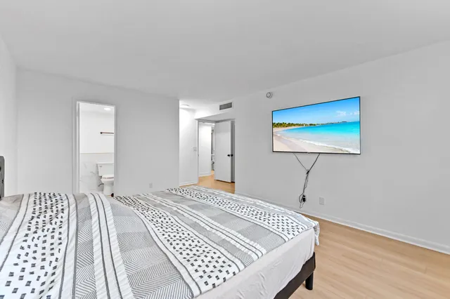 $2,750 | 5700 Northwest 2nd Avenue, Unit 211, Boca Raton, FL 33487