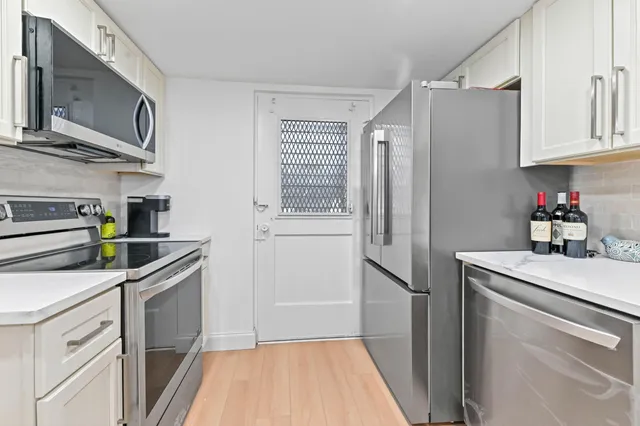 $2,750 | 5700 Northwest 2nd Avenue, Unit 211, Boca Raton, FL 33487