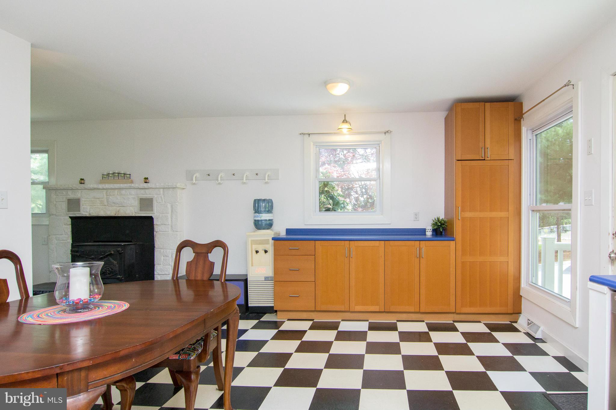 Kitchen/Dining Rooms