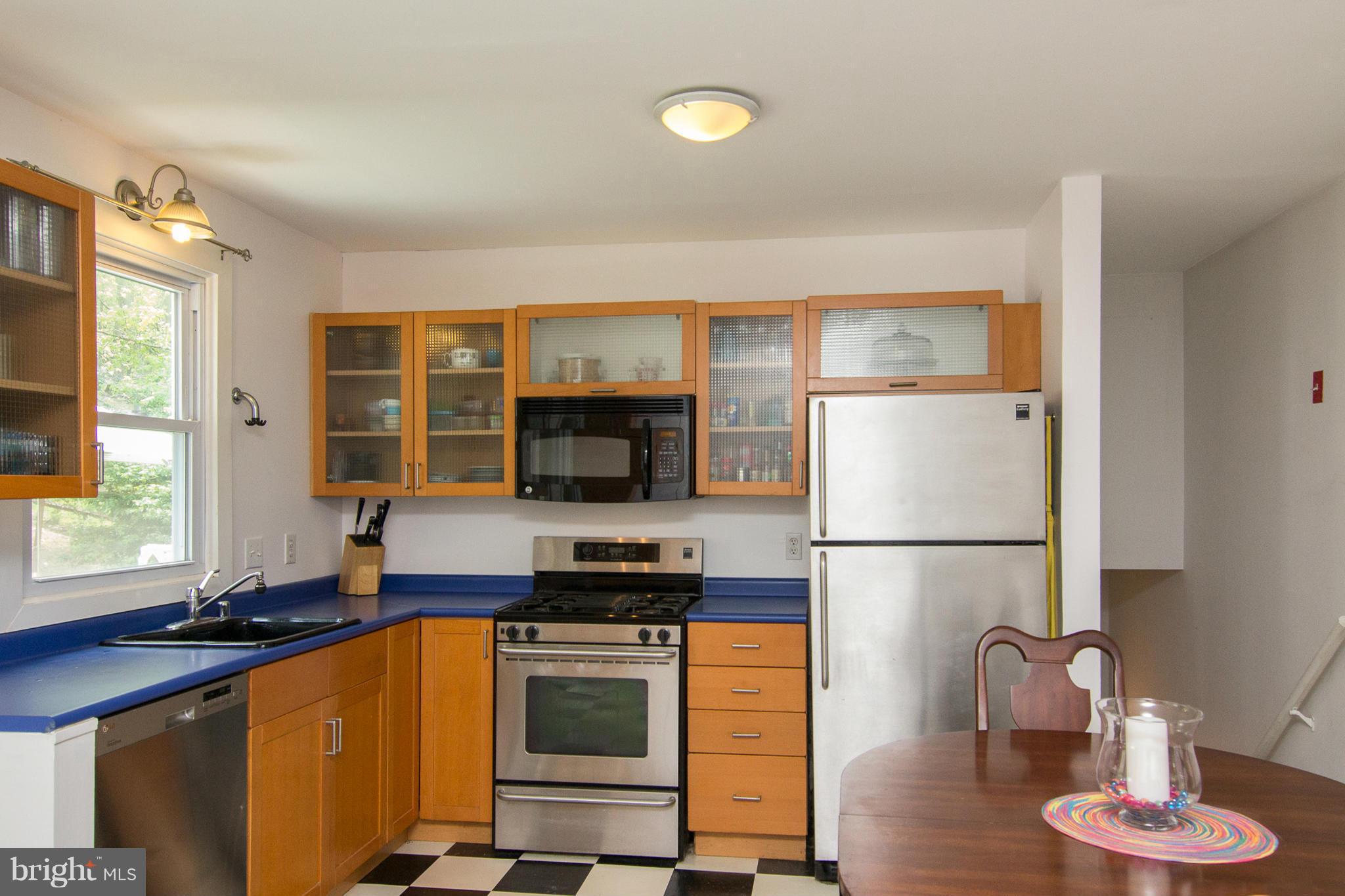 Kitchen w/Stainless Appliances