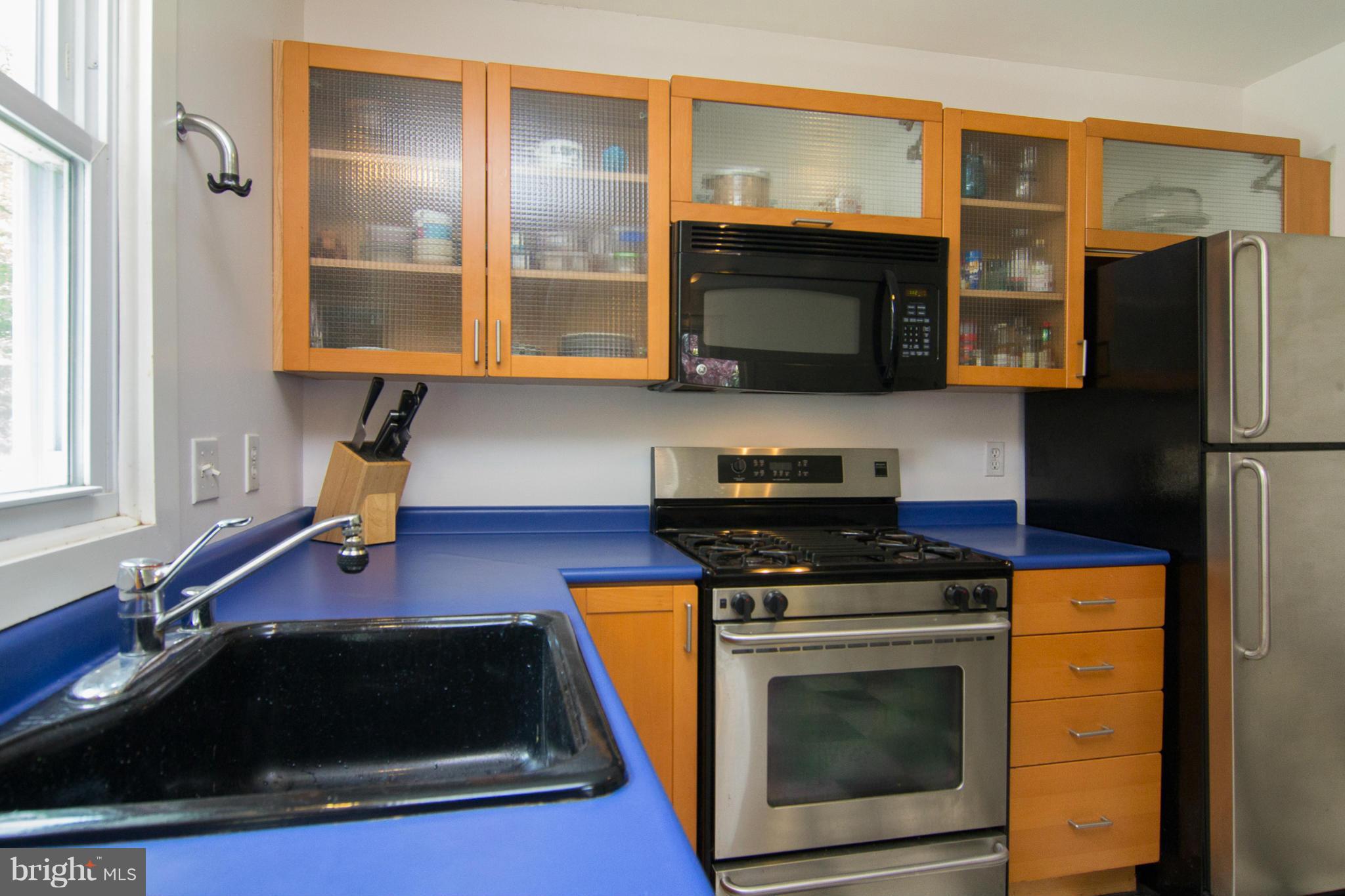 2203 Fridinger Mill Road Westminster, MD 21157 - Photo 8 of 29 Kitchen w/Glass Front Cabinetry