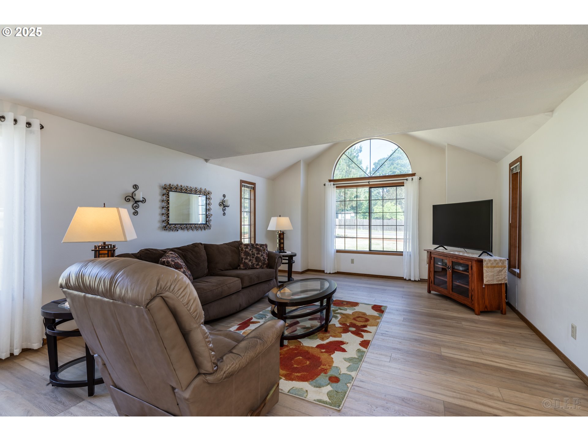 34948 Sykes Road St. Helens, OR 97051 - Photo 5 of 32 Living Room