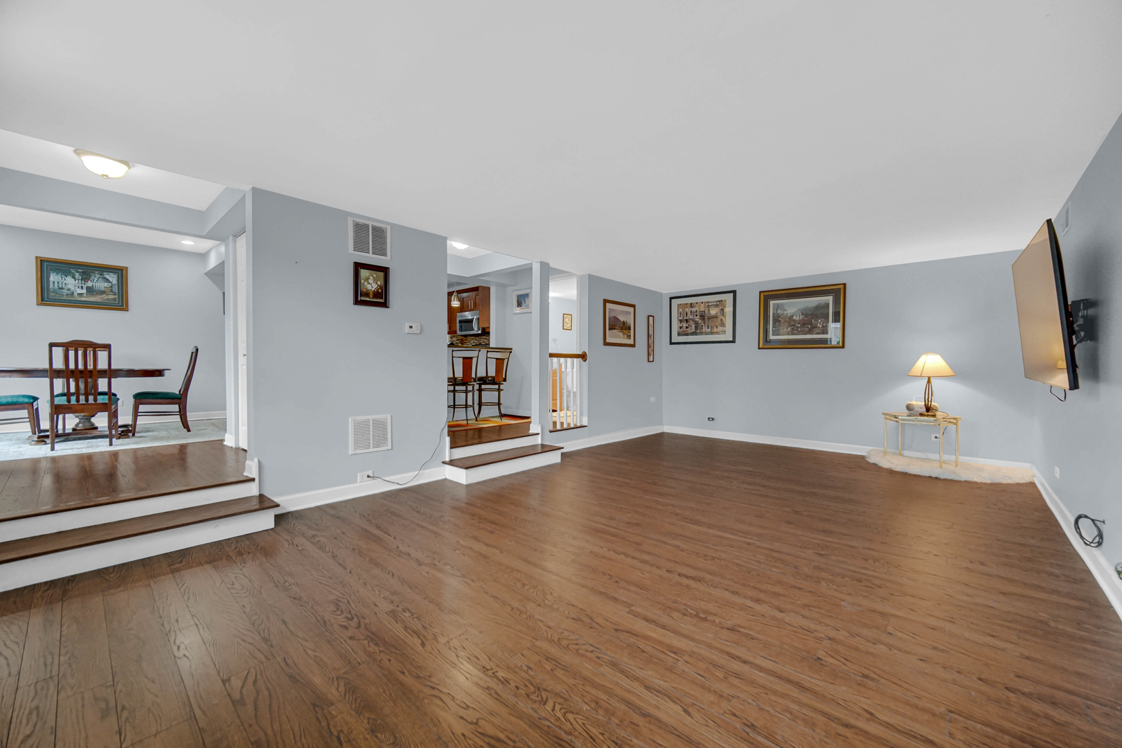 6330 107th Street Chicago Ridge, IL 60415 - Photo 8 of 27 a view of empty room with wooden floor