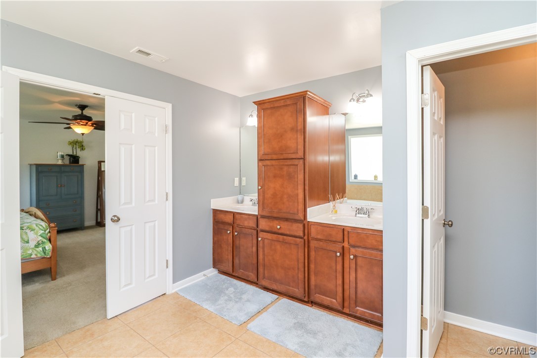 4628 Allenbend Road Glen Allen, VA 23060 - Photo 27 of 50 Primary bathroom with double vanity