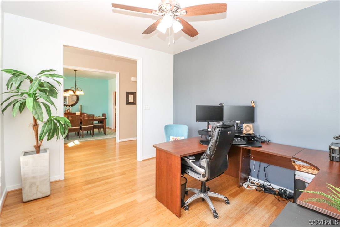 4628 Allenbend Road Glen Allen, VA 23060 - Photo 9 of 50 Office or flex room