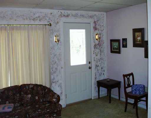 8928 O O Day Road Fort Wayne, IN 46818 - Photo 3 of 4