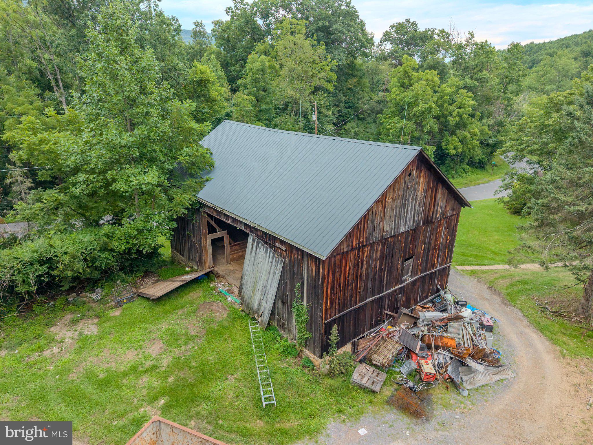 4596 Arch Rock Road Mifflintown, PA 17059 - Photo 10 of 42 Gallery Image 10