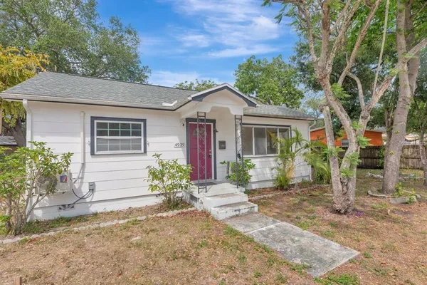 $259,900 | 4939 Haines Road North, St. Petersburg, FL 33714
