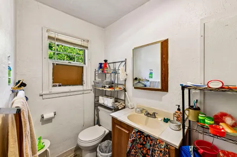$299,000 | 406 F Street, West Sacramento, CA 95605