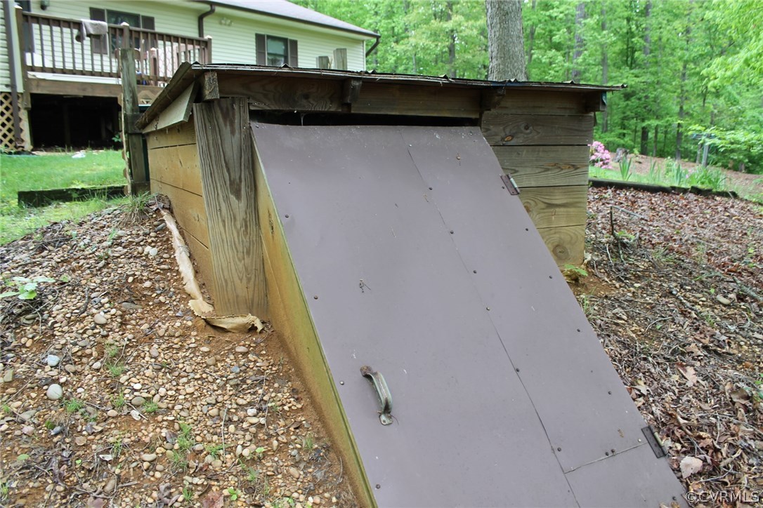 20320 Frog Level Road Ruther Glen, VA 22546 - Photo 8 of 36 Gallery Image 8