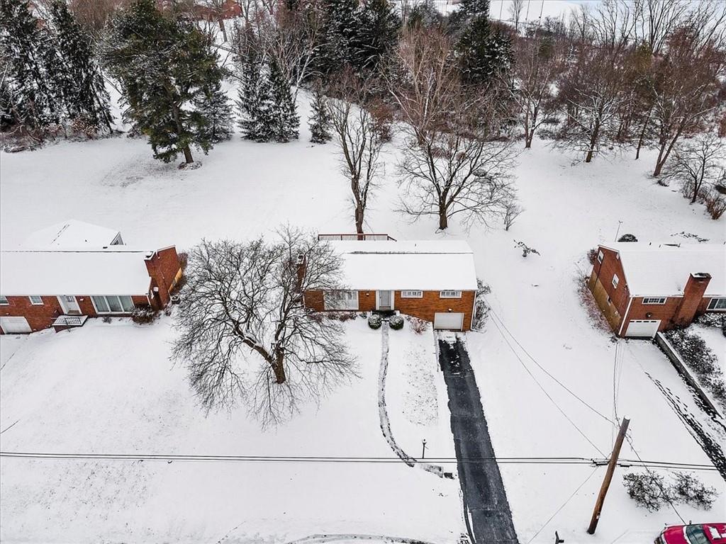 1539 Powers Run Road Pittsburgh, PA 15238 - Photo 3 of 25 Gallery Image 3