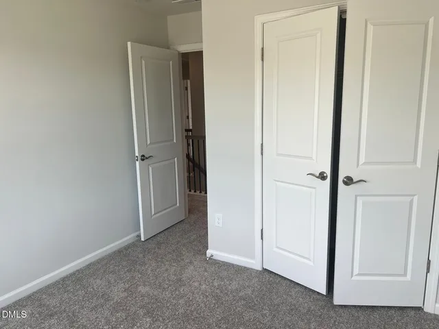 a close view of sink