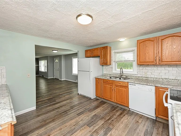 2282 West Henrietta Road Rochester, NY 14623 - Photo 14 of 32