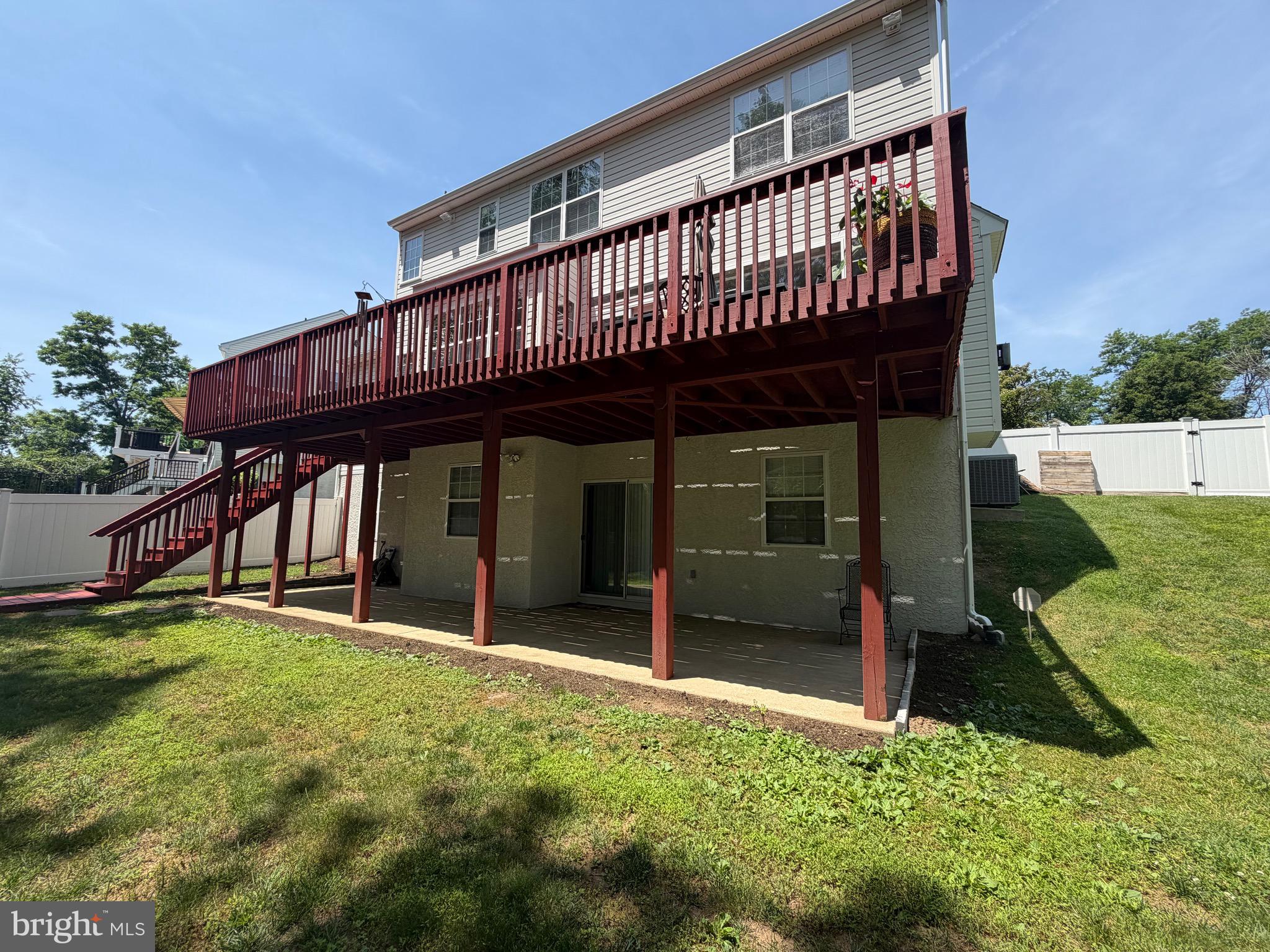 112 Springvalley Way Aston, PA 19014 - Photo 5 of 6