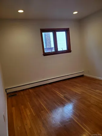 $2,500 | 55 Juniper Road, Unit A, Port Washington, NY 11050