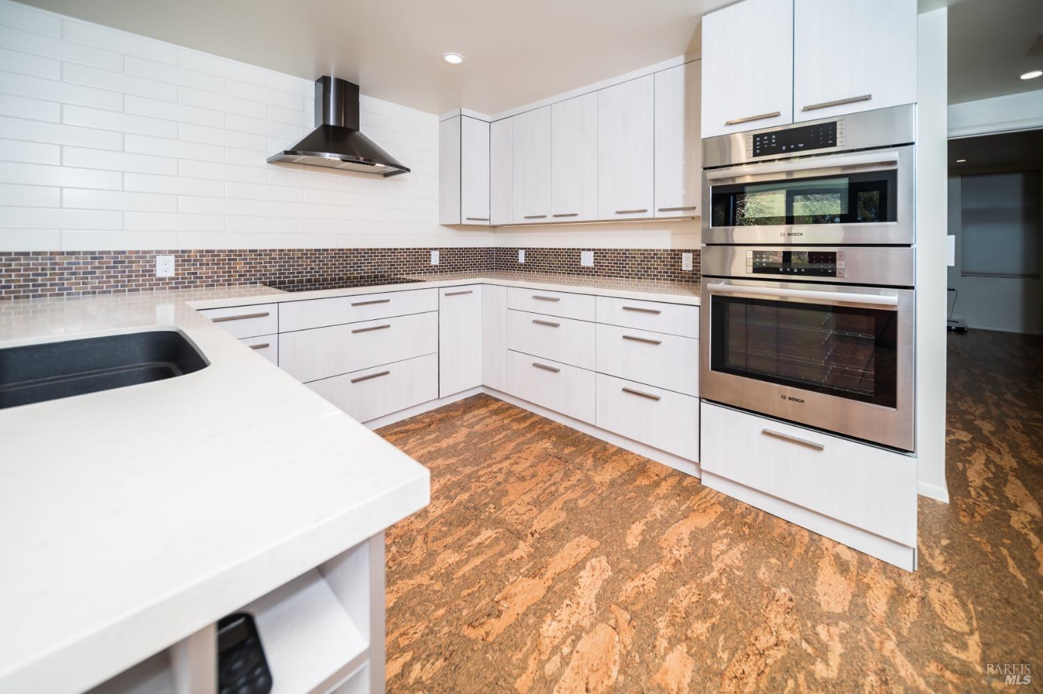 719 A Spring Street Sausalito, CA 94965 - Photo 19 of 36