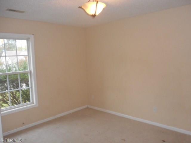 3604 Markham Road Greensboro, NC 27405 - Photo 11 of 12 Gallery Image 11