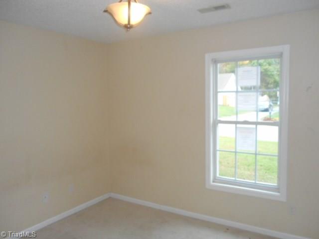 3604 Markham Road Greensboro, NC 27405 - Photo 10 of 12 Gallery Image 10