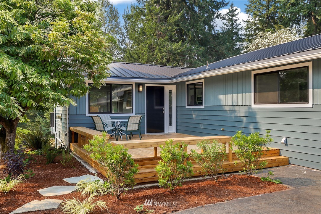 27004 Northeast Ames Lake Road Redmond, WA 98053 - Photo 2 of 25 Gallery Image 2