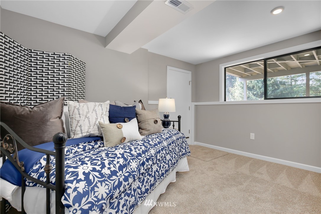 27004 Northeast Ames Lake Road Redmond, WA 98053 - Photo 20 of 25 Gallery Image 20