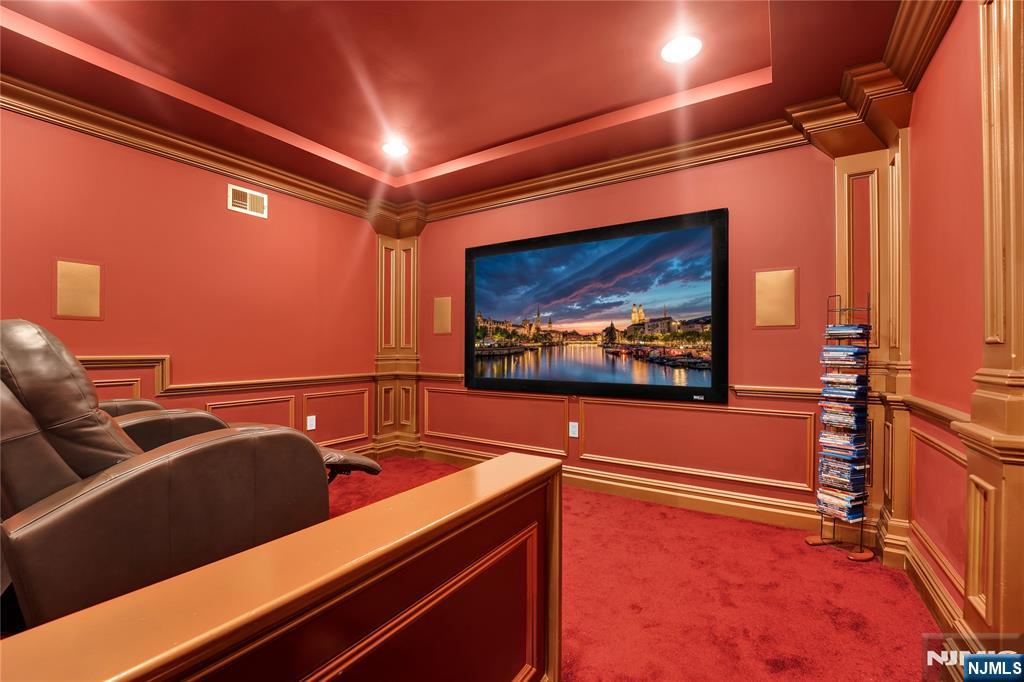 2 Euclid Road Fort Lee, NJ 07024 - Photo 28 of 44 Gallery Image 28