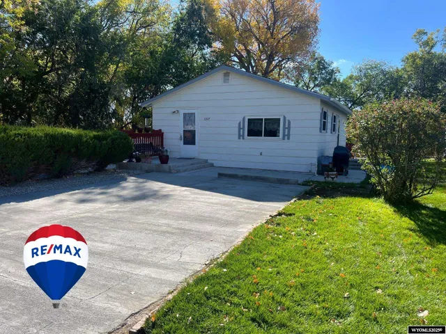 $199,900 | 1317 East Washington Avenue, Riverton, WY 82501
