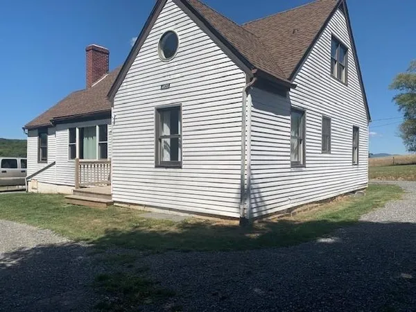 $240,000 | 4600 Mountain Turnpike, Monterey, VA 24465