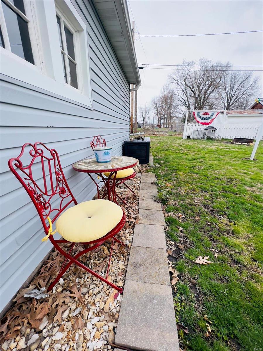 311 Putnam Street Mount Olive, IL 62069 - Photo 13 of 16