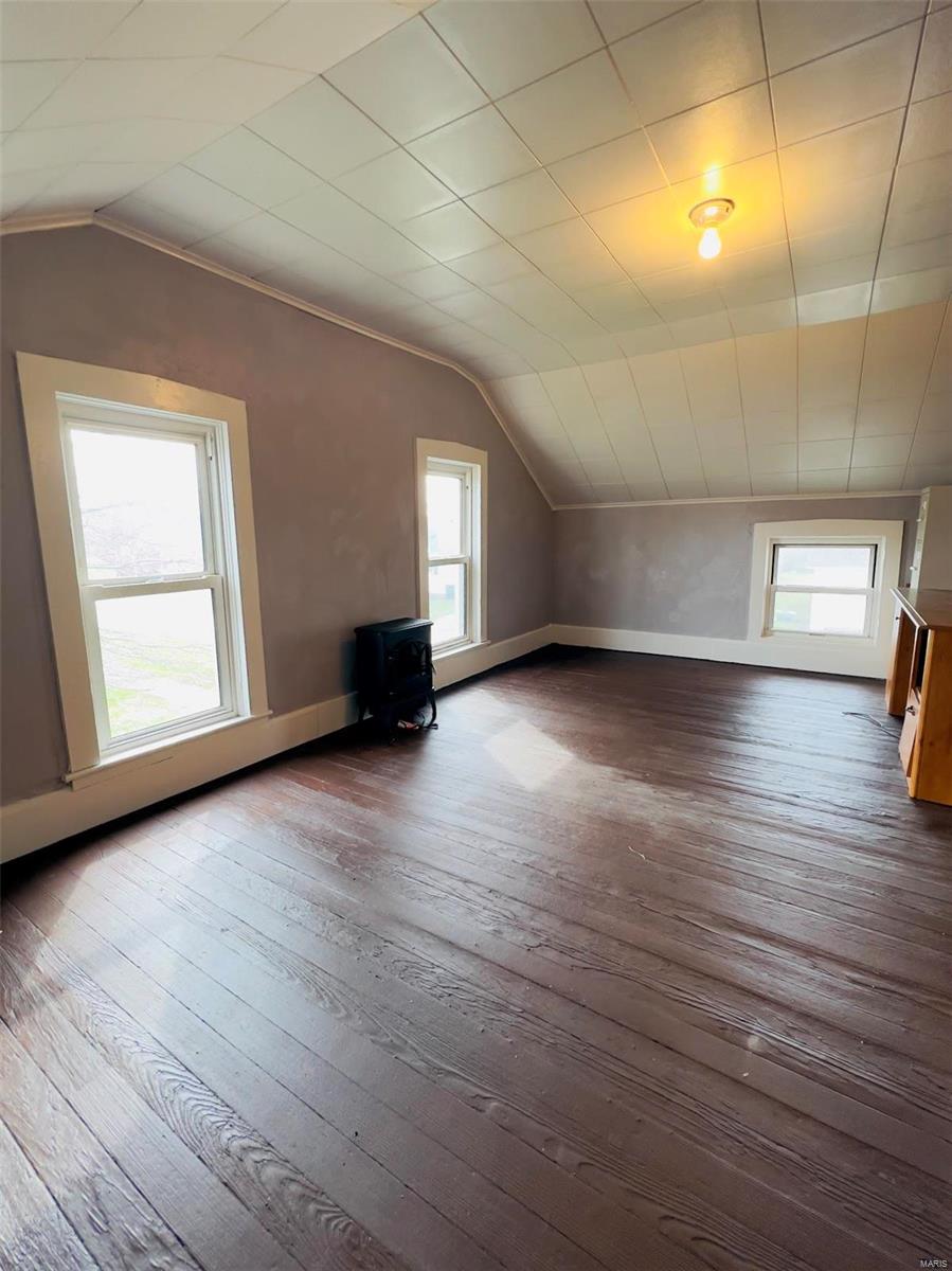 311 Putnam Street Mount Olive, IL 62069 - Photo 10 of 16