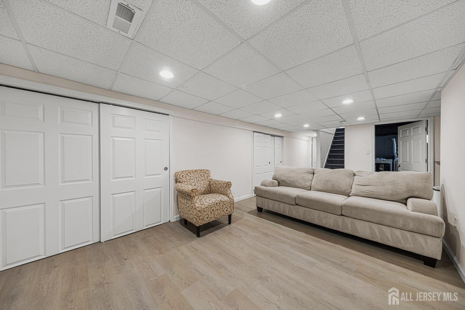 56 Rieder Road Edison, NJ 08817 - Photo 21 of 24 Gallery Image 21